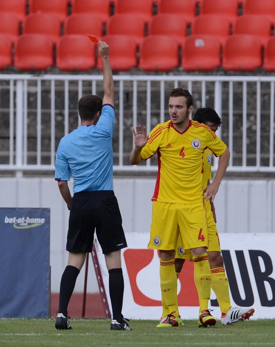 Puțanu este eliminat în meciul decisiv cu Serbia, pierdut cu 3-0 Mărturia unui căpitan de națională ajuns muncitor în Germania: „Credeam că mi se cuvine totul. Începusem să mă relaxez și să cred că totul vine de la sine”
