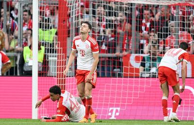 Se încheie hegemonia? Bayern, la un pas să piardă titlul după o repriză de coșmar