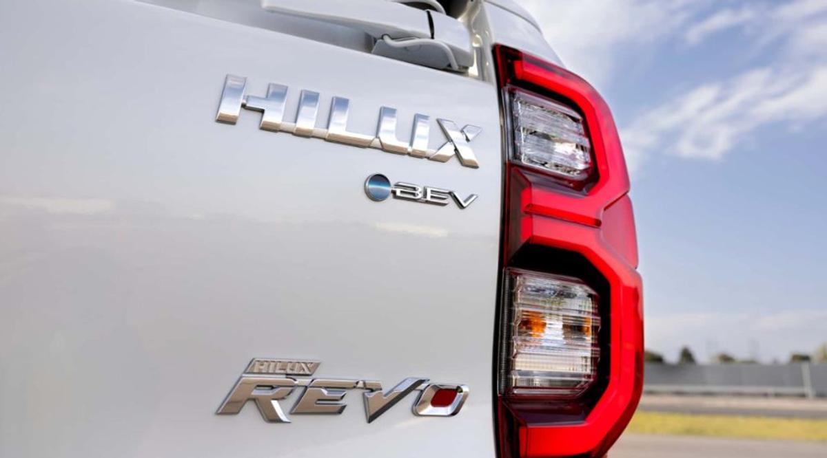 Cum arată modelul Hilux, prima mașină full electric de la Toyota