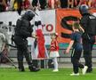 Invazie pe teren după Dinamo - Csikszereda