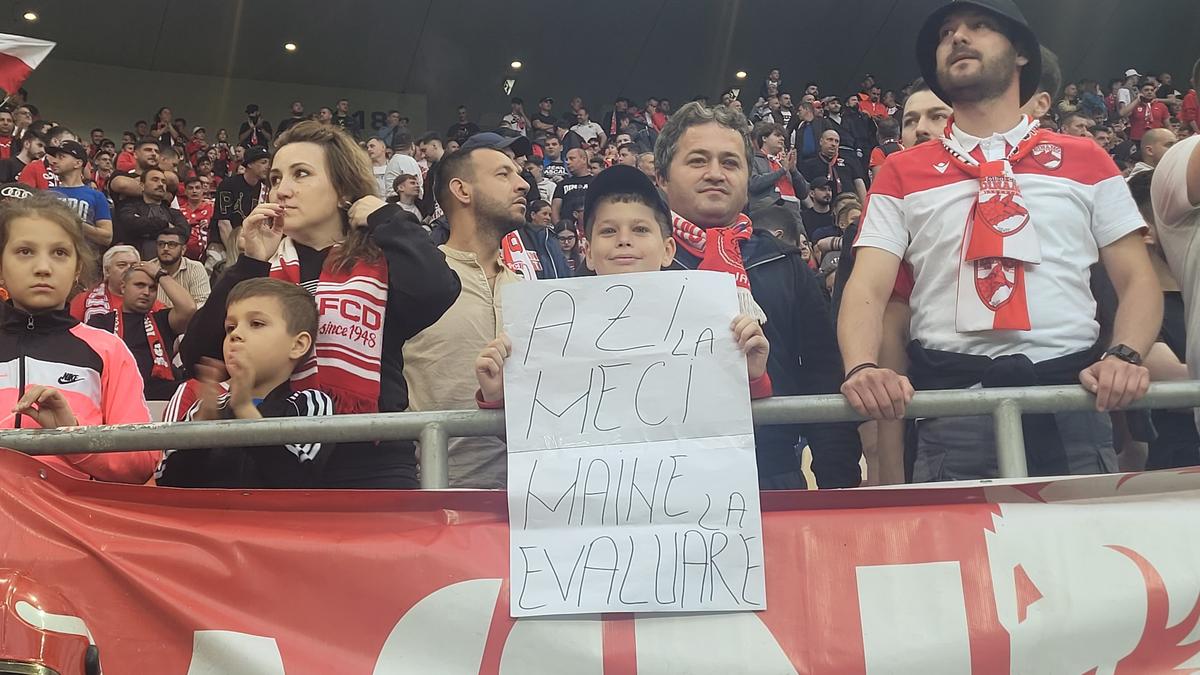 Dinamo, record de suporteri pe Arena Națională în ultimii 4 ani » De dinainte de pandemie n-au mai fost atât de mulți „câini” în tribune