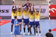 O dată în viață! Aruncarea uluitoare, în ultima secundă, care a decis finala campionatului de handbal din Polonia » Favorita Kielce, în corzi