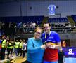 Maria Covaci și Cristina Neagu la ultimul meci oficial al Cristinei Neagu disputat la mijlocul lunii mai FOTO Cristi Preda