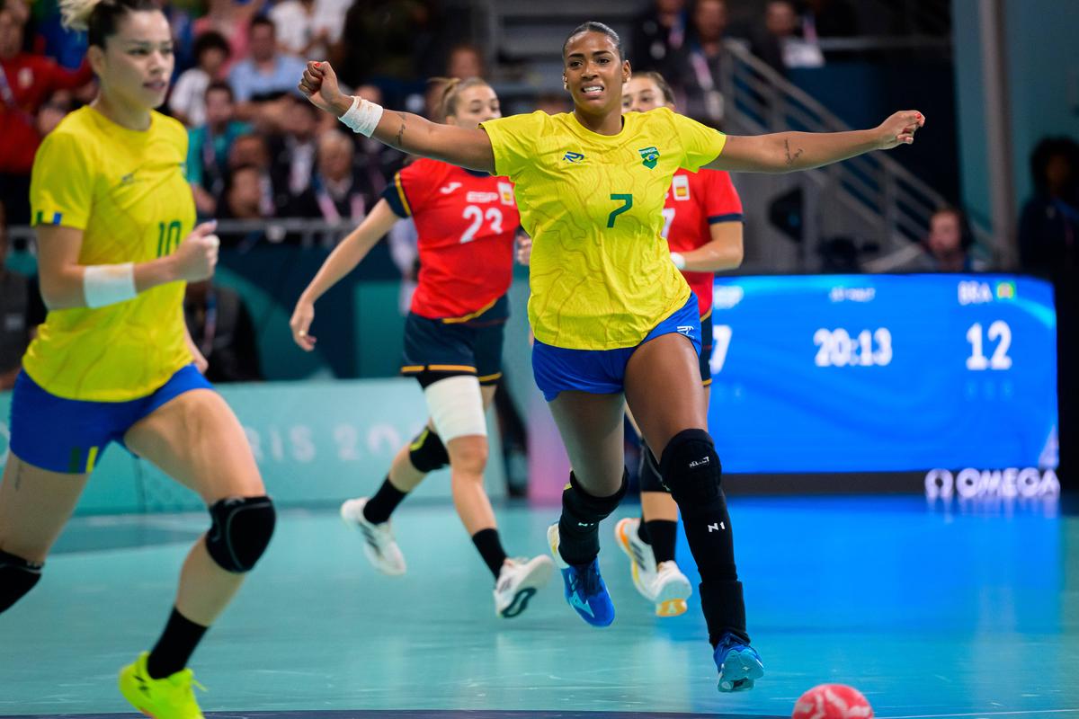 Tamires Araujo a sărit în ajutorul prietenei sale Albertina Kassoma