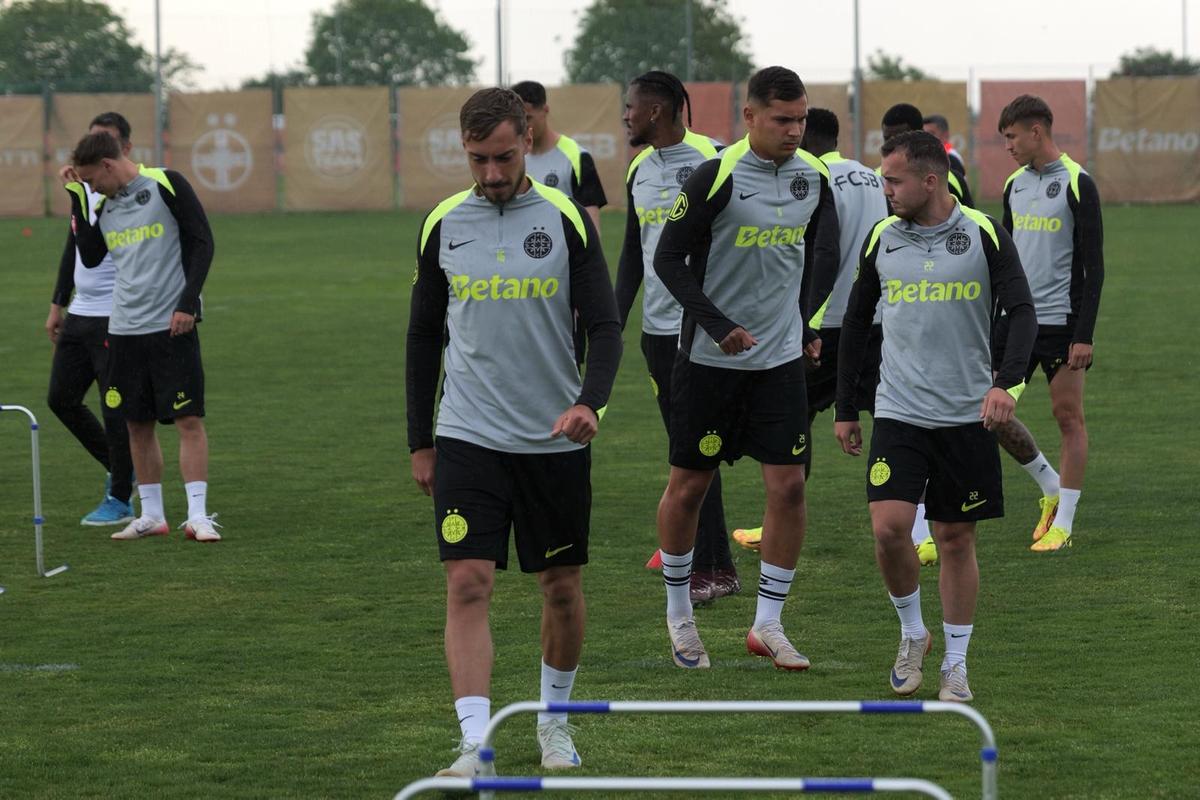 Primul antrenament al celor de la FCSB cu Marius Baciu // foto: Andrei Furnigă (GSP.ro)