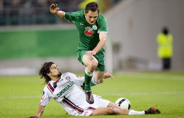 Fostul jucător de la Rapid, derapaj de necrezut: „România, o țară groaznică, sunt toți țigani, șmecheri”