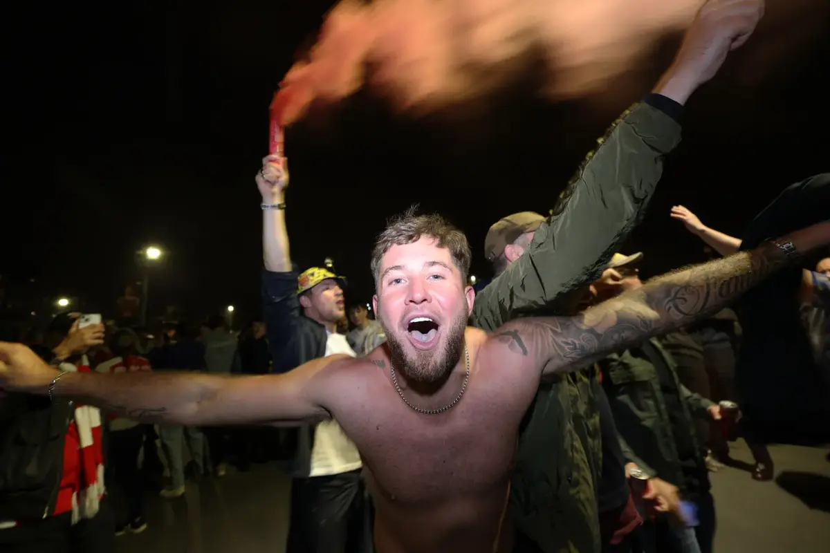 Fotbaliștii lui Arsenal au petrecut, după remiza lui Manchester City