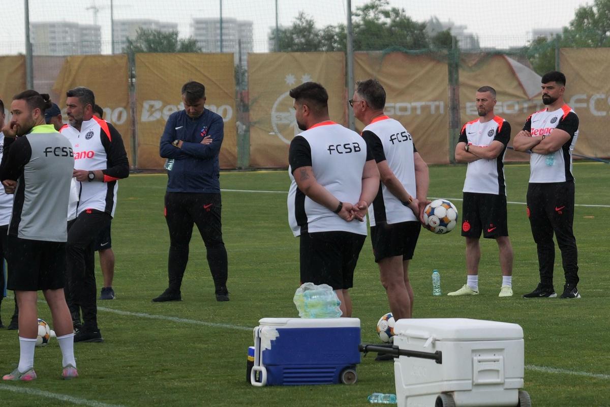 Primul antrenament al celor de la FCSB cu Marius Baciu // foto: Andrei Furnigă (GSP.ro)