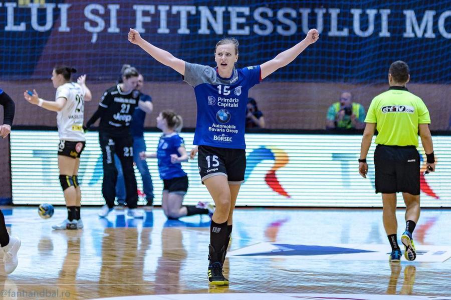 Una dintre cele mai bune extreme stânga din lume, Martine Smeets, a semnat cu CSM București + O revenire de marcă: Barbara Lazović