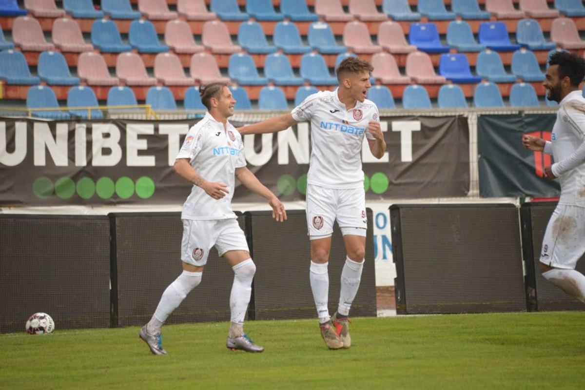 Se conturează încă o plecare de la CFR Cluj » Petrescu rămâne fără un jucător vital: „Un pariu câștigat”