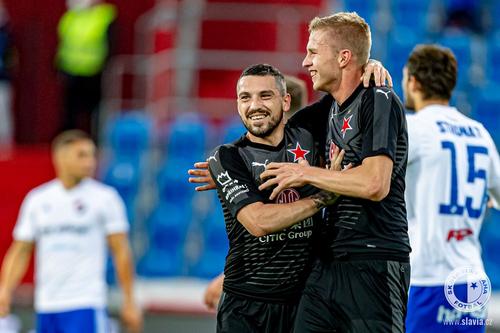 Nicolae Stanciu a reușit o pasă decisivă în Ostrava - Slavia Praga 1-3 // foto: Facebook @ SK Slavia Praha