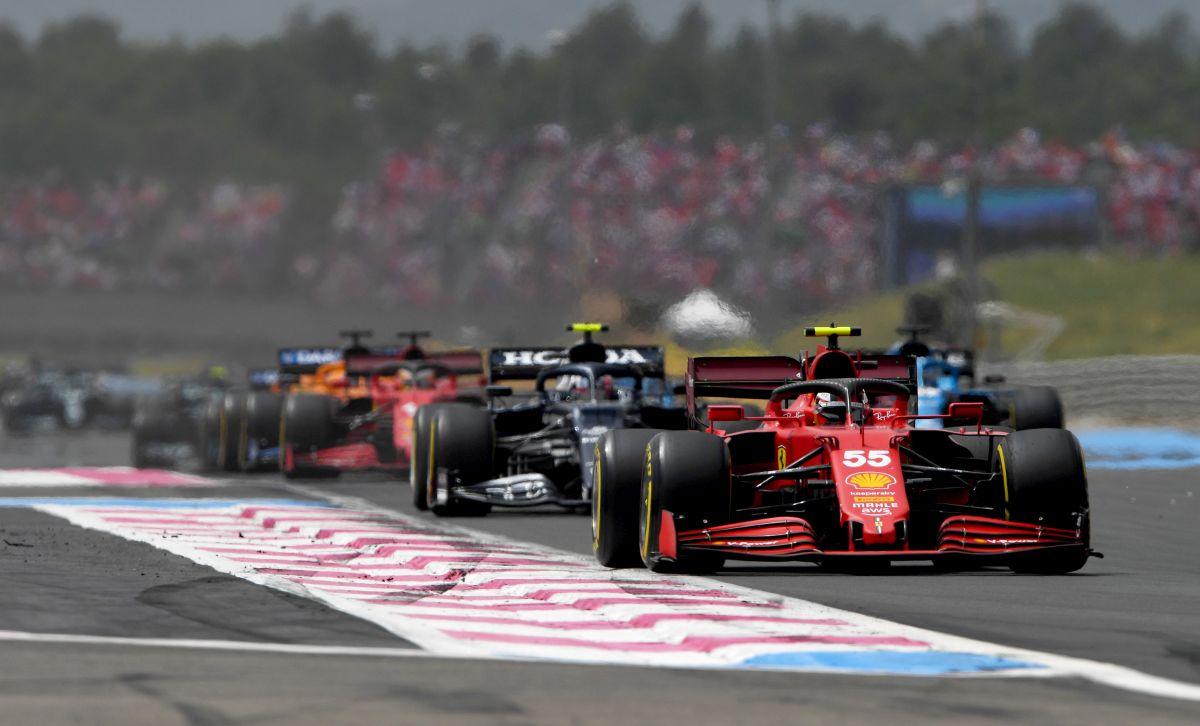 Max Verstappen a câștigat Marele Premiu al Franței! Lewis Hamilton, depășit în penultimul tur