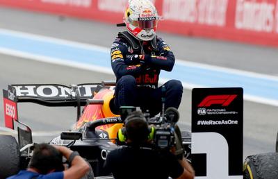 Max Verstappen a câștigat Marele Premiu al Franței! Lewis Hamilton, depășit în penultimul tur