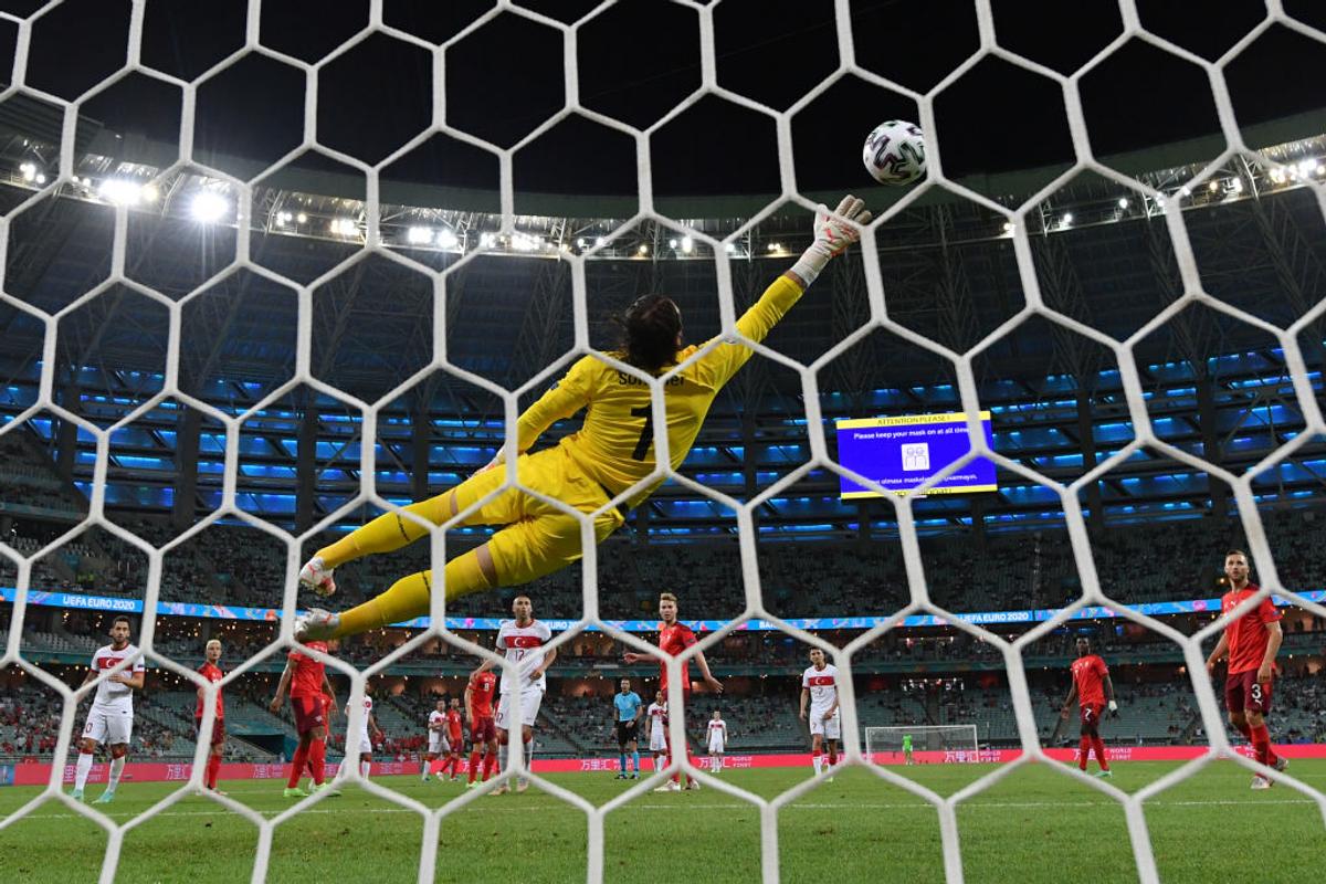Elveția - Turcia 3-1 » Asediu elvețian! Naționala lui Petkovic a dominat copios, dar se mulțumește cu locul 3 și așteaptă jocul rezultatelor