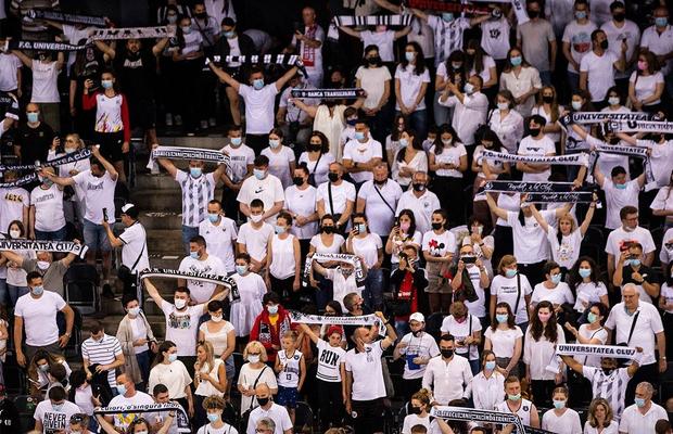 U BT Cluj-Napoca, noua campioană la baschet masculin! Victorie categorică în decisivul cu Oradea, într-o atmosferă fantastică