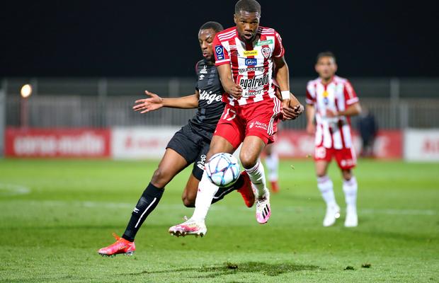 Miza pe francezi » Enzo Celestine și Tony Njike vin în Liga 1 să lupte pentru play-off