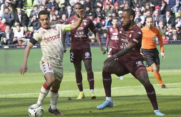 Cu Andrei Burcă ofertat din străinătate, CFR Cluj vânează doi fundași centrali » Unul a fost antrenat de Șumudică