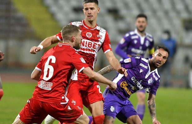 Dinamo s-a reunit azi: lotul prezent sub comanda lui Gică Mihali » Ce jucător vrea să continue în Liga 2 + Steliano Filip reziliază azi