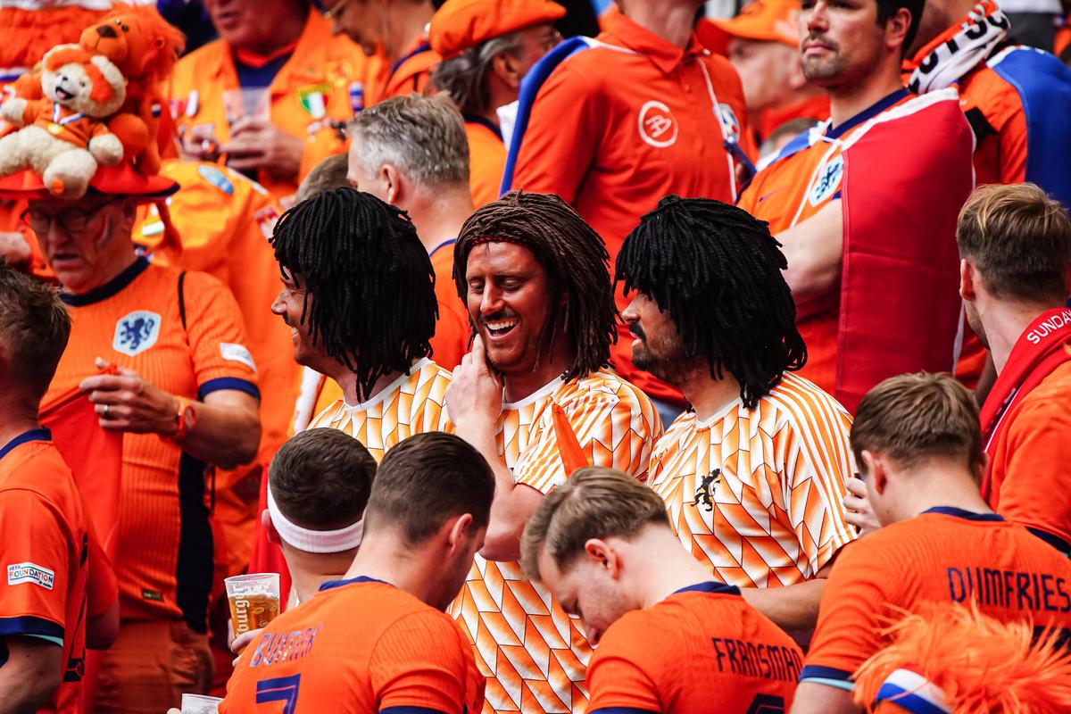 Ruud Gullit, în centrul unei controverse la Euro 2024 » Imaginile surprinse la Olanda - Polonia