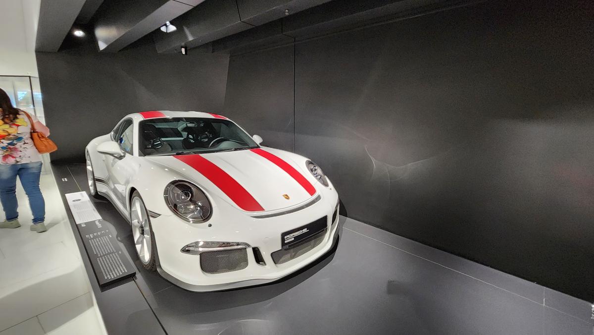 Muzeul Porsche din Stuttgart