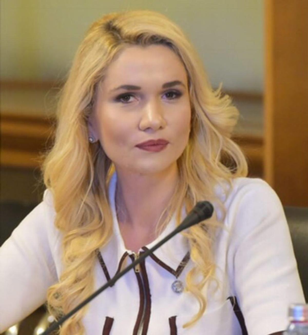 Laura Moagher, senatoare PSD