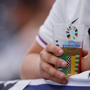 Fanii englezi au făcut consumație mare la meciul cu Serbia / Foto: Imago