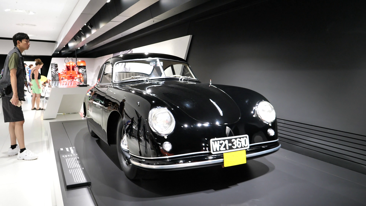 Muzeul Porsche din Stuttgart