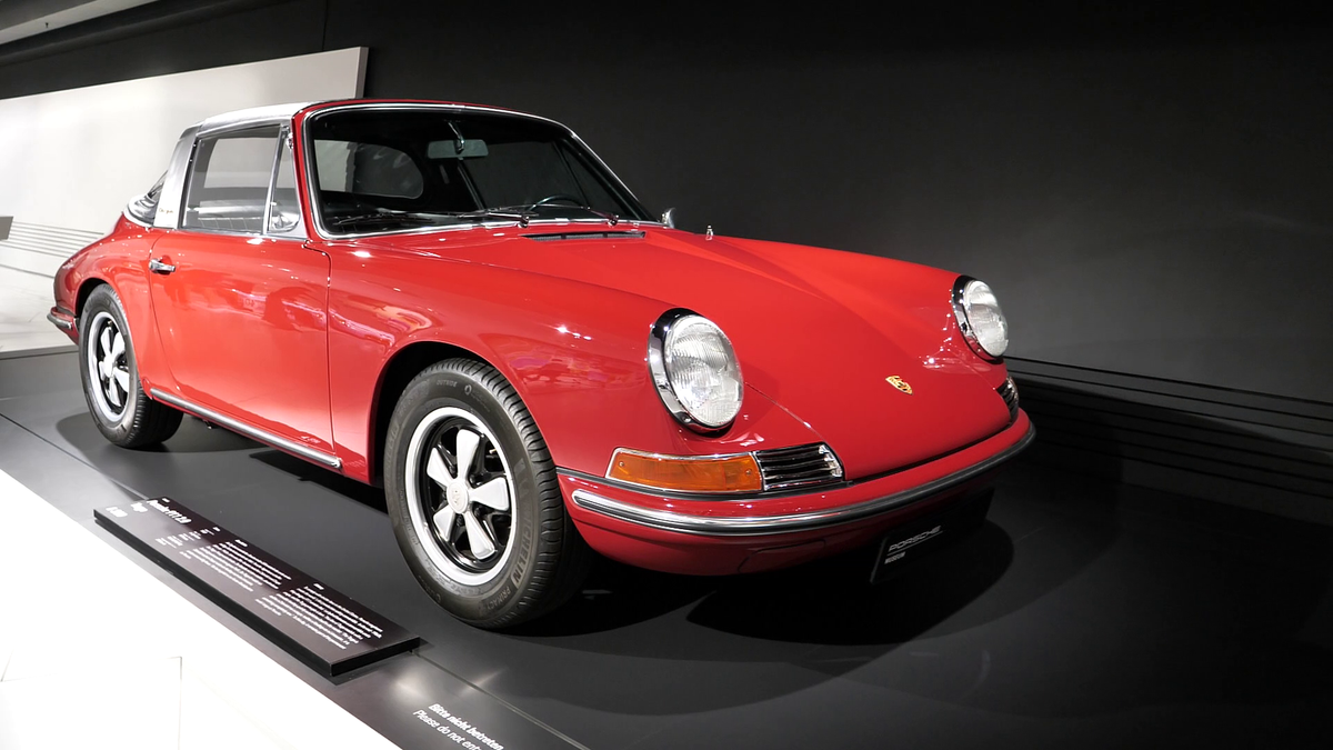 GSP.RO a intrat în culisele celui mai spectaculos muzeu auto din lume » O oră petrecută la Porsche, în Germania