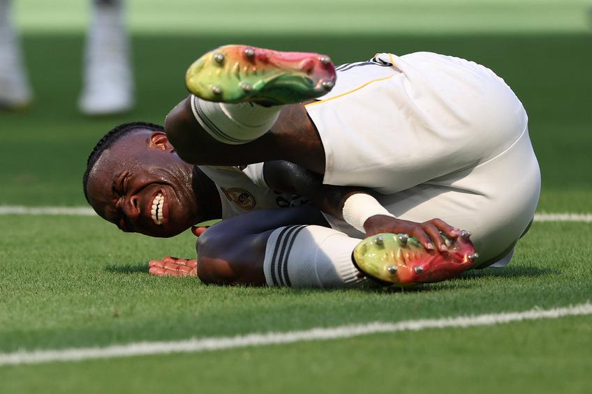 Vinicius, simulând în meciul contra lui Al-Hilal de la Campionatul Mondial al Cluburilor. Foto: Imago