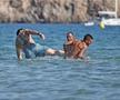 Zlatan Ibrahimovic, Marco Verratti și Jessica Aidi, pe plajă în Ibiza