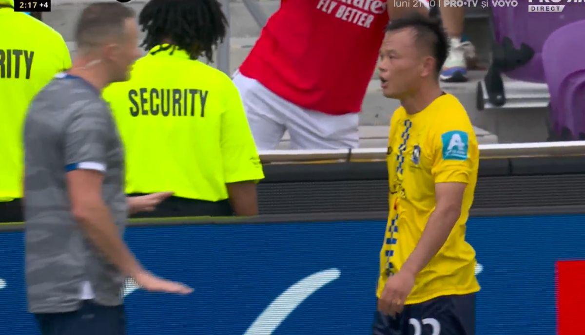 Tong Zhou, criză de nervi în Benfica - Auckland