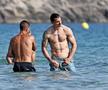 Zlatan Ibrahimovic, Marco Verratti și Jessica Aidi, pe plajă în Ibiza