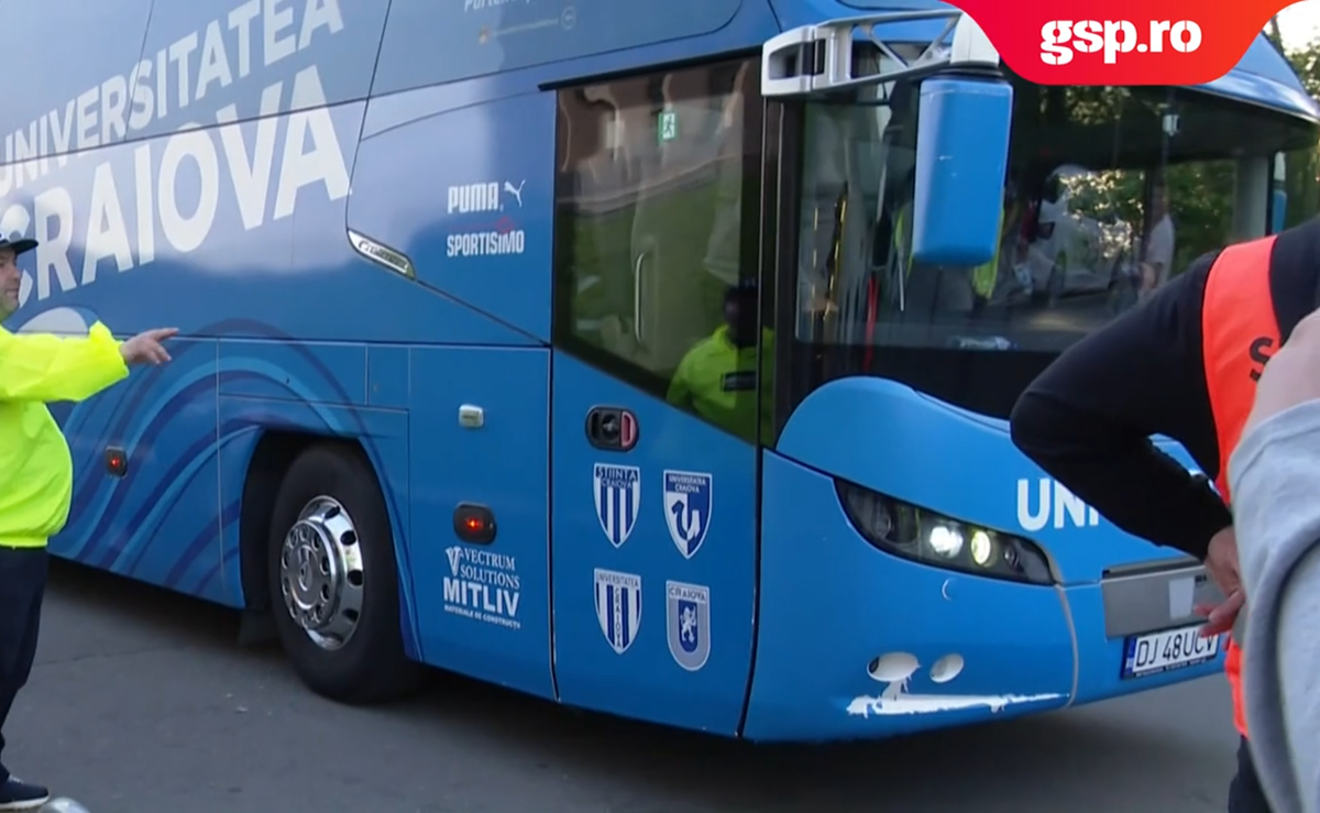 Noul autocar al Universității Craiova