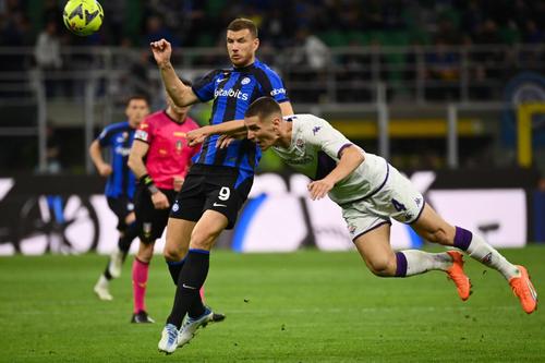 Edin Dzeko revine în Serie A și semnează cu Fiorentina / Foto: Imago Images