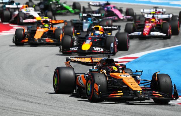 Fără milă! McLaren anunță că nu va apela la ordine de echipă