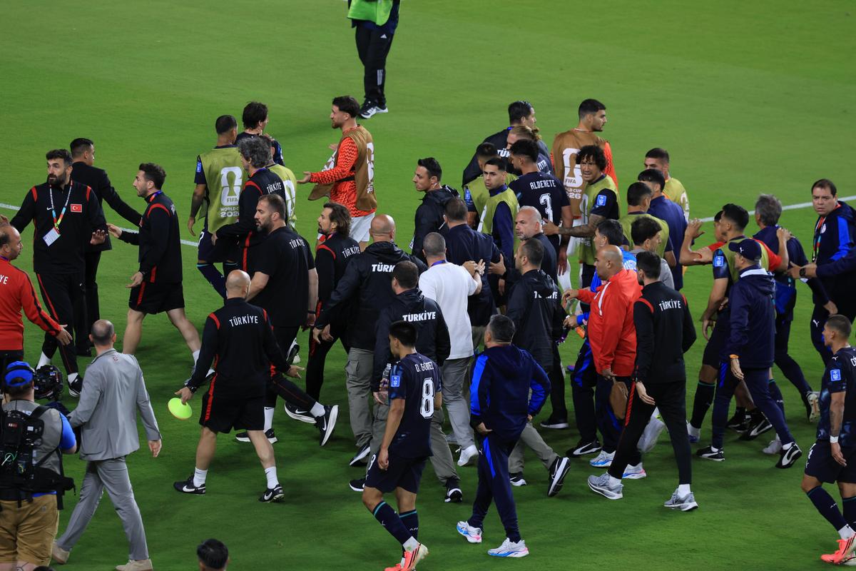 Turcia nu profită de superioritatea numerică și e a doua echipă eliminată de la Mondial!