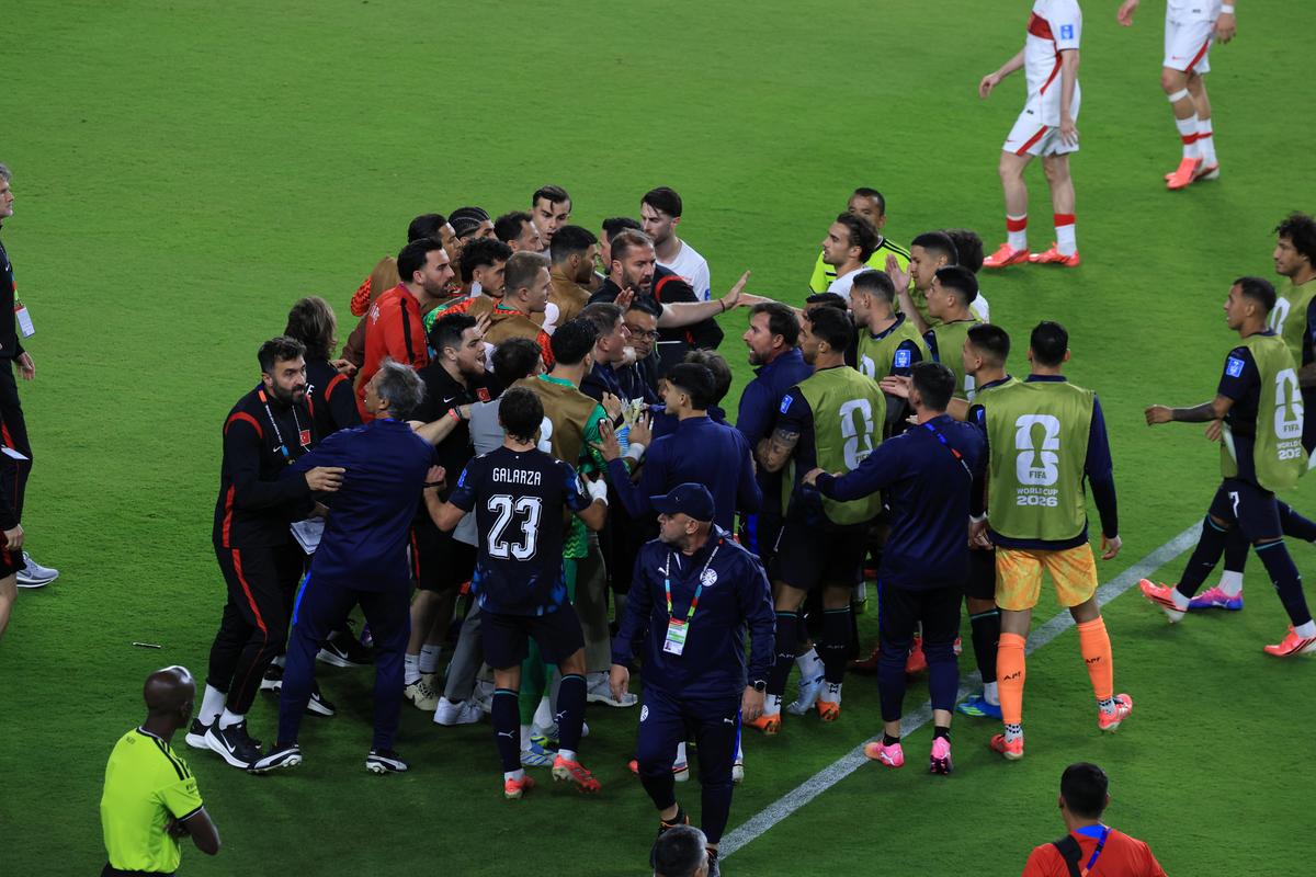 Turcia nu profită de superioritatea numerică și e a doua echipă eliminată de la Mondial!