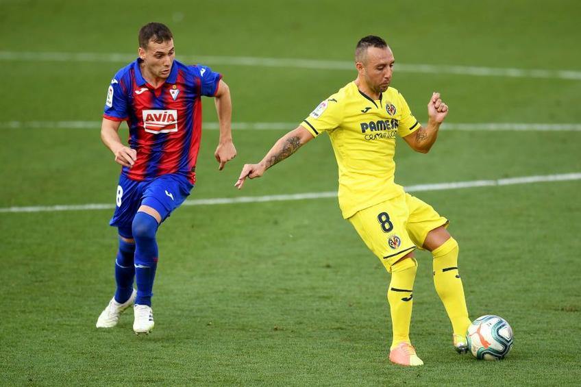 Santi Cazorla (dreapta) a oferit o pasă decisivă în Villarreal - Eibar 4-0 // foto: Guliver/gettyimages