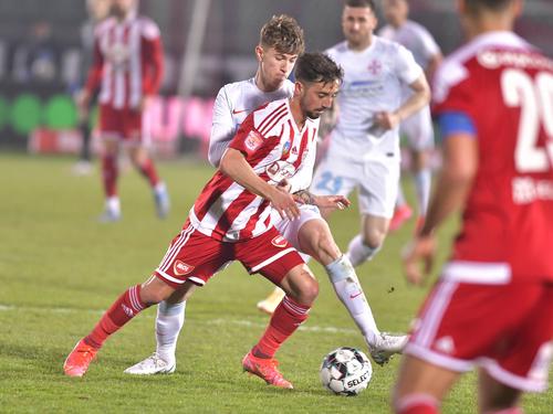Gruparea elenă Atromitos, pentru care evoluează și Dorin Rotariu (26 de ani), a anunțat transferul lui Eder Gonzalez (25 de ani), de la Sepsi OSK. Mijlocașul spaniol a semnat un contract valabil trei sezoane. / FOTO: Imago