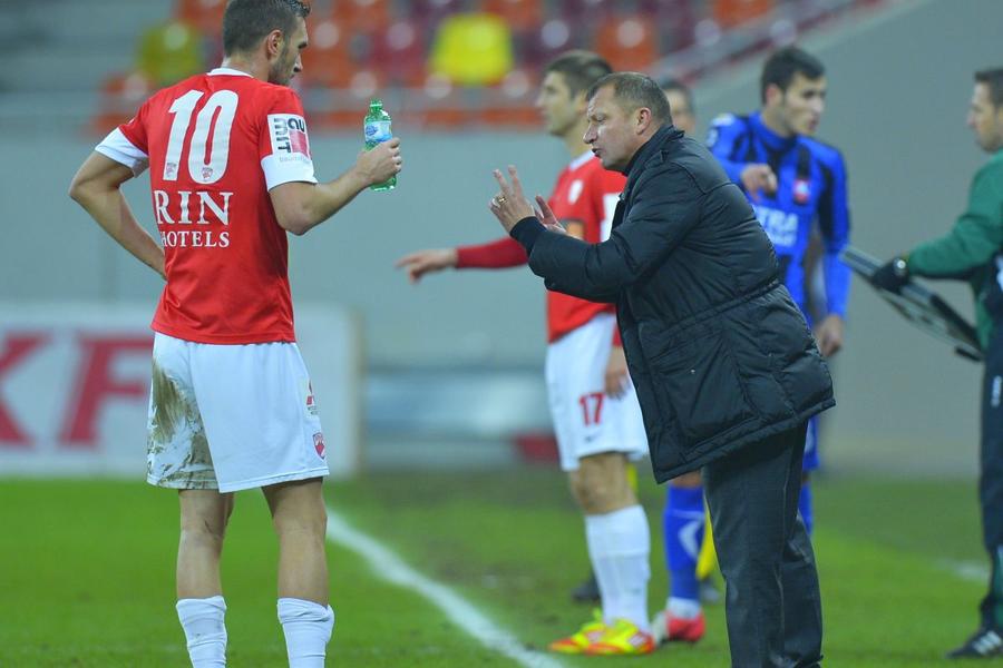 A jucat alături de Ovidiu Burcă, dar nu-l mai vrea la Dinamo: „Pe el l-aș vedea antrenor, i-aș face ofertă”
