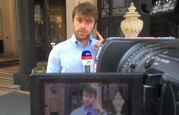 Cât timp petrece Fabrizio Romano, jurnalistul specializat în mercato, în fața telefonului » Fanilor nu le-a venit să creadă când au văzut imaginea