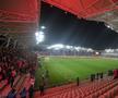 Derby de România, FCSB - Dinamo, se va disputa sâmbătă seara, de la 21:30, pe „Arcul de Triumf”. Joi la prânz a fost semnat contractul de închiriere dintre clubul lui Gigi Becali și conducerea Complexului Sportiv Național Arcul de Triumf.