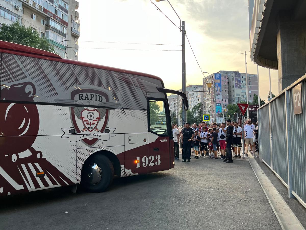 Revoluția lui Neil Lennon la Rapid! Mutare total neașteptată cu favoritul lui Șucu