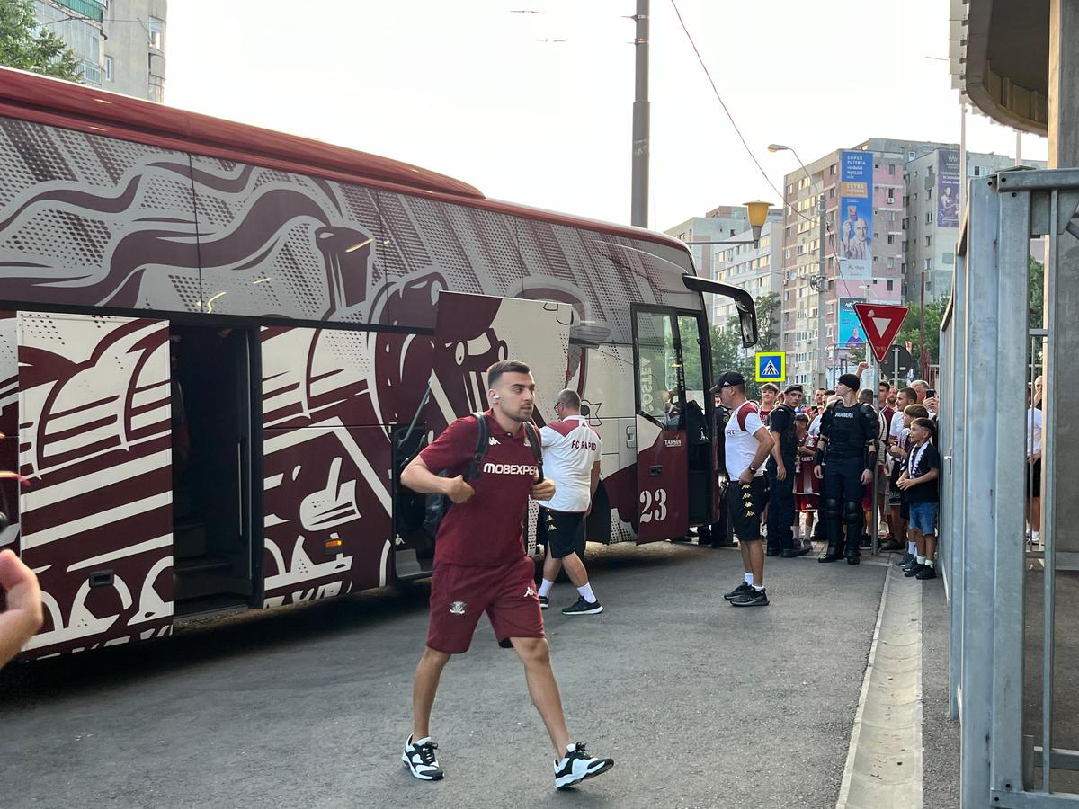 Revoluția lui Neil Lennon la Rapid! Mutare total neașteptată cu favoritul lui Șucu