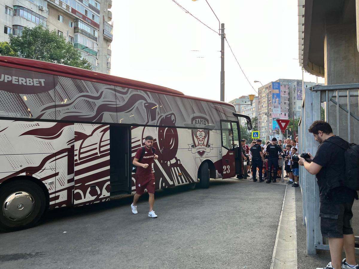 Revoluția lui Neil Lennon la Rapid! Mutare total neașteptată cu favoritul lui Șucu