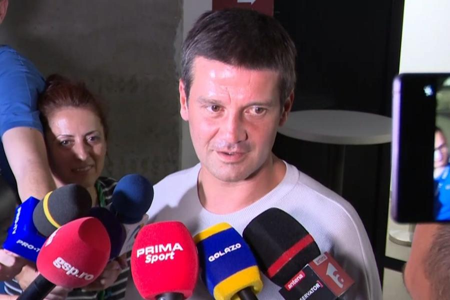 Cristi Chivu a fost prezent la partida dintre Rapid și CFR Cluj (2-2) Rapidul pregătește debarcarea lui Lennon! Planul secret pentru înlocuirea britanicului și numele-surpriză cu care Șucu vrea să dea lovitura