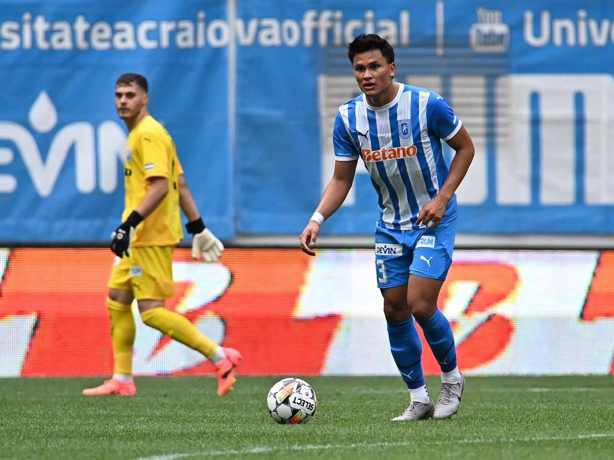 Universitatea Craiova se impune cu 4-2 în fața celor de la UTA » Spectacol în Bănie