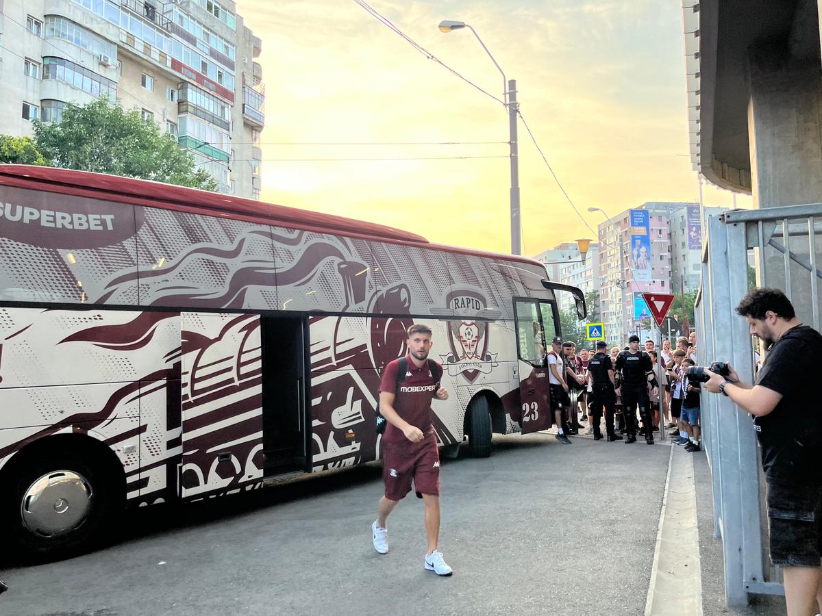 Revoluția lui Neil Lennon la Rapid! Mutare total neașteptată cu favoritul lui Șucu