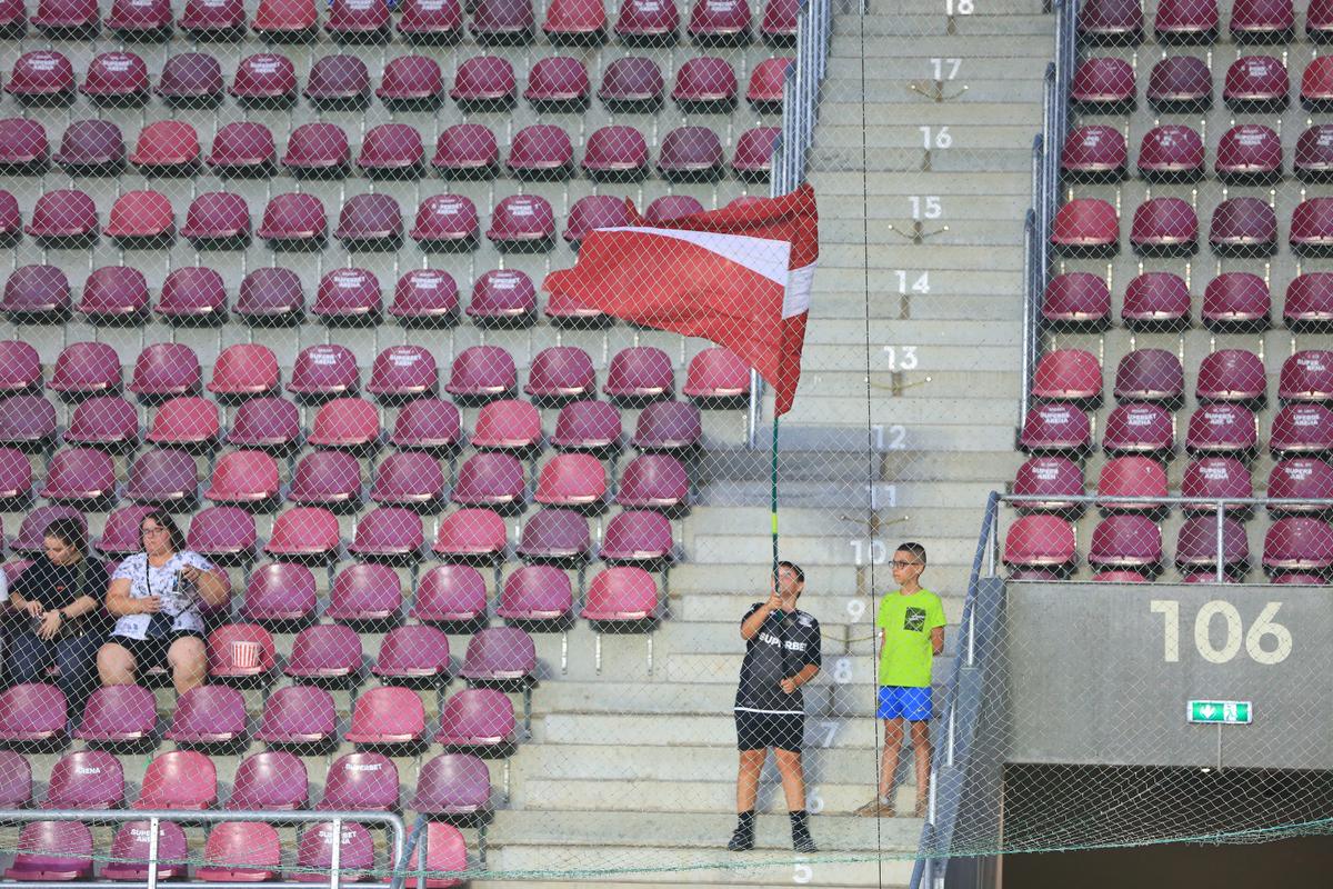Revoluția lui Neil Lennon la Rapid! Mutare total neașteptată cu favoritul lui Șucu
