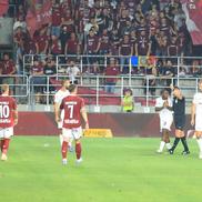 Daniel Bîrligea s-a bucurat ostentativ la golul din Rapid - CFR Cluj / Foto: Ionuț Iordache